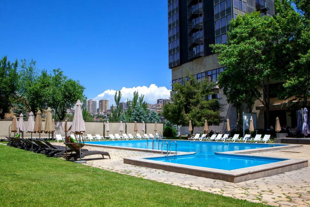 President By Hrazdan Cjsc Hotel Erivan